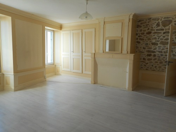 Offres de location Appartement Bellac 87300